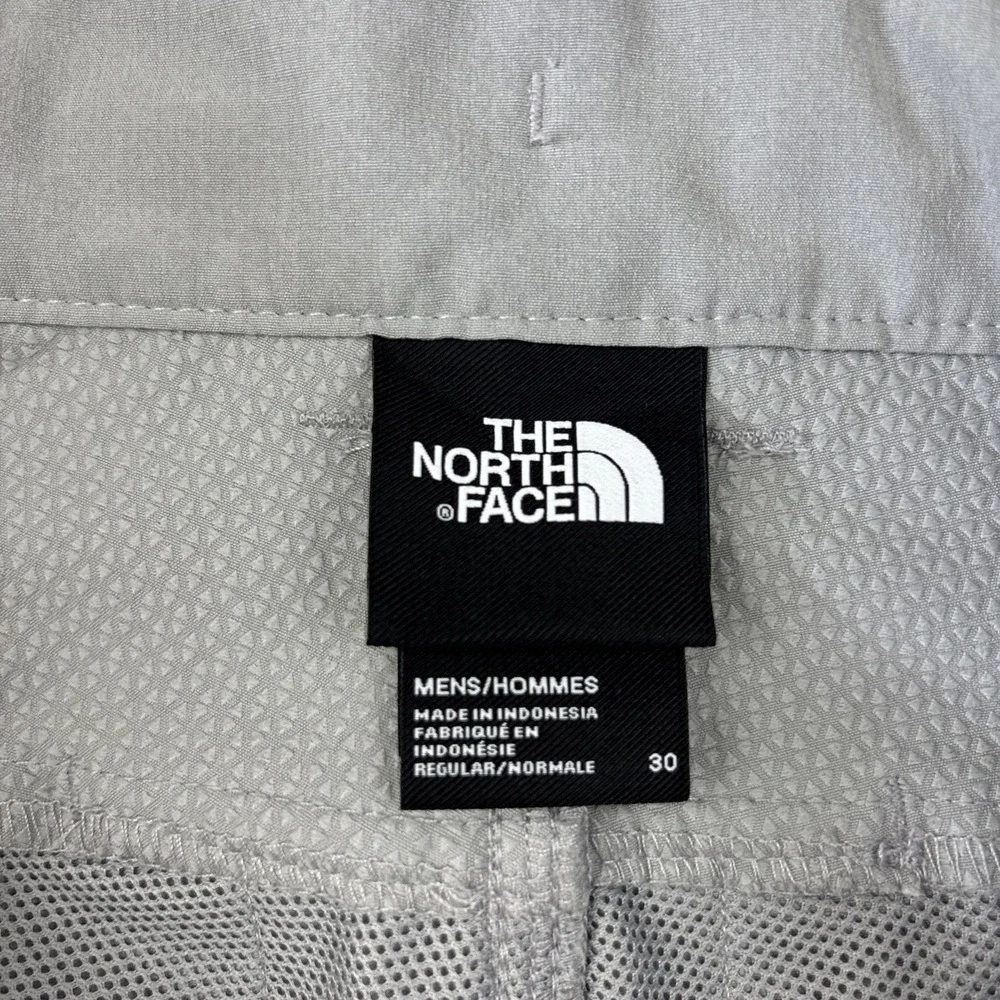 THE NORTH FACE Rolling Sun Shorts Mens 30 Gray 9